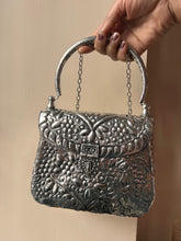 Stunning Vespera Lightweight Purse/Handbag