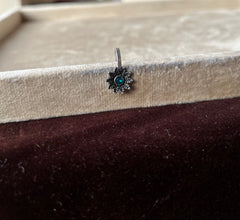 Flora Stone Clip Nosepin