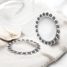 Spica Snail Round Oxidised Bangle