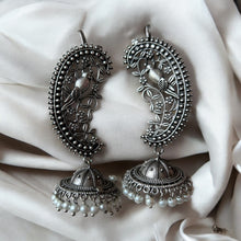 Stunning  Flora and Fauna Earring