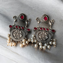 Stunning Antique Earrings With White Pearls