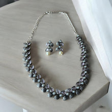 Dazzling Limited Necklace Set with Earrings