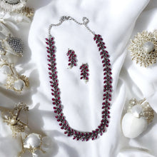 Luxurious Exquisite Maroon Necklace Set