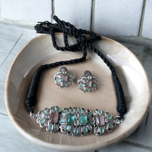 Sparkling Chic Royal Necklace Set