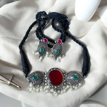 Round Dual Eye Necklace Set