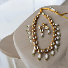 Royal Queen Stone Necklace Set